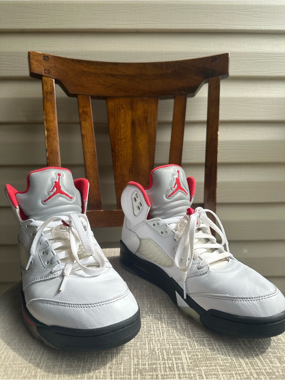 Air Jordan 5 Fire Red (Silver Tongue)